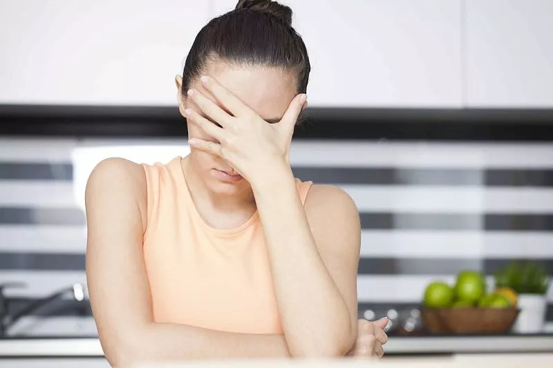 Вот почему у вас часто болит голова: это питание помогает избавиться от мигрени