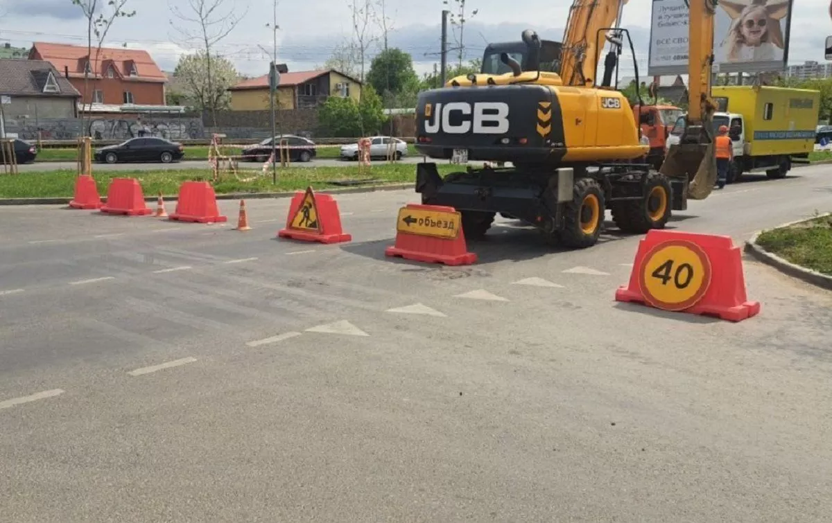 В Краснодаре на ул. Садовой до 20 апреля ограничили движение транспорта. 13  апреля 2024 г. Кубанские новости