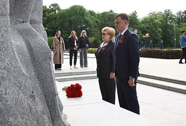 Жители Краснодара почтили память погибших в Великой Отечественной войне