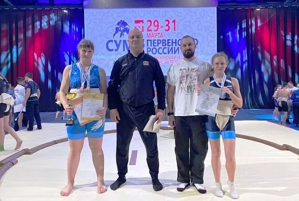 Спортсмены из Краснодарского края завоевали шесть медалей на первенстве России по сумо