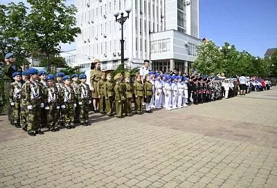 В Новороссийске состоялся смотр строя и песни «Бравые солдаты»
